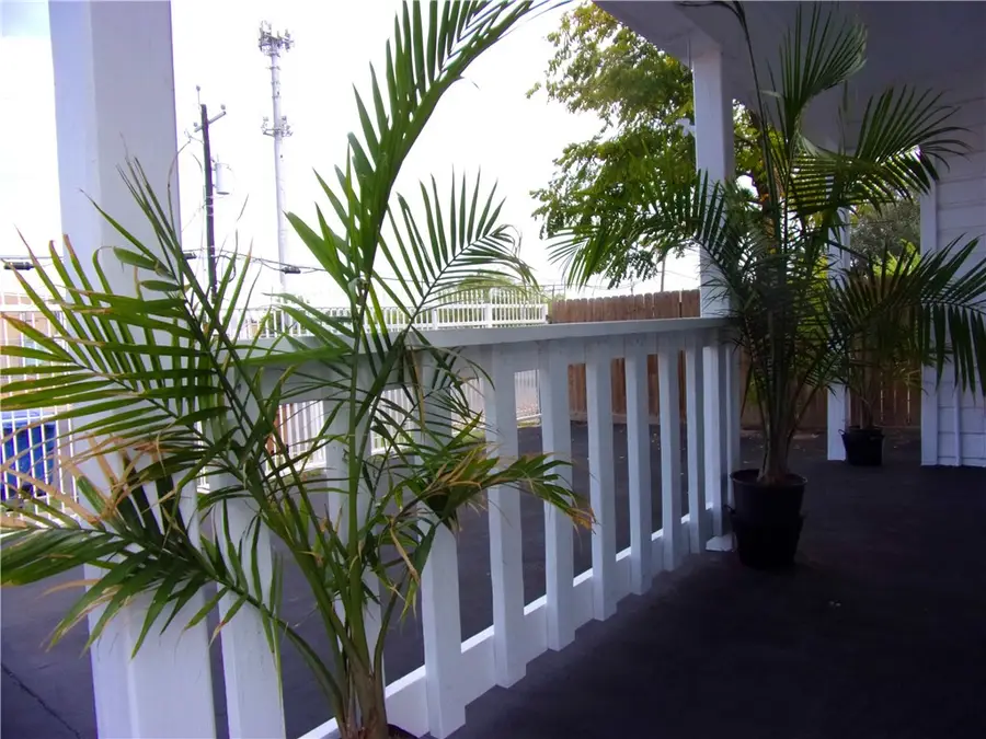 2722 Greenwood Drive, Corpus Christi, TX 78405 - #2