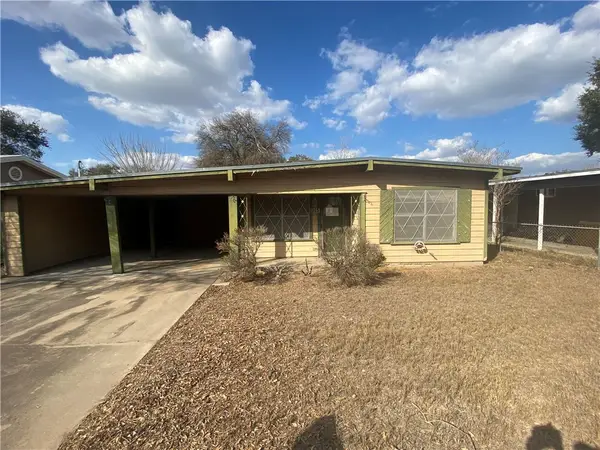 1015 Louis Street, Alice, TX 78332