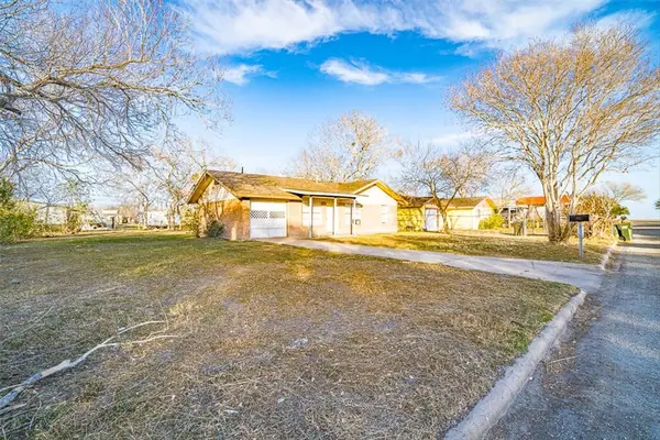 510 Blanco, Taft, TX 78390