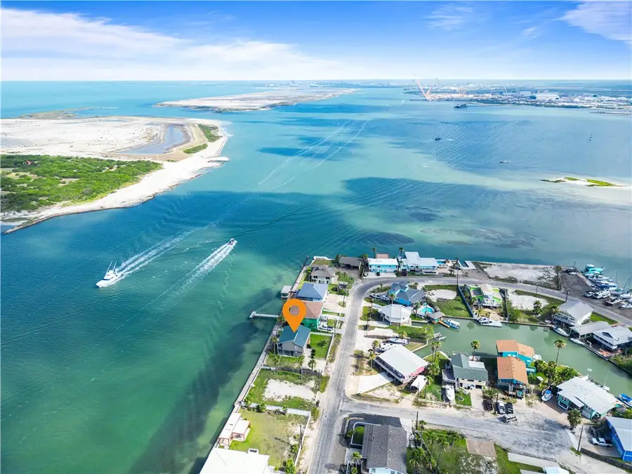 110 Bayshore Drive, Ingleside On The Bay, TX 78362 - #2