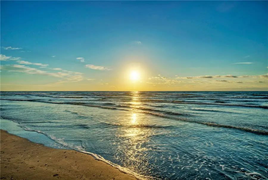 700 Island Retreat #115, Port Aransas, TX 78373 - #2