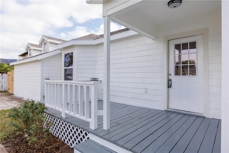 1154 Florida Avenue, Corpus Christi, TX 78404 - #2