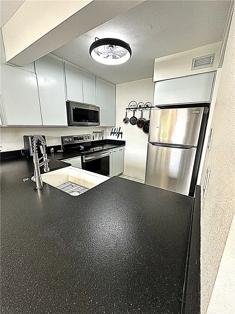 3402 Ocean Drive #15, Corpus Christi, TX 78411 - #3