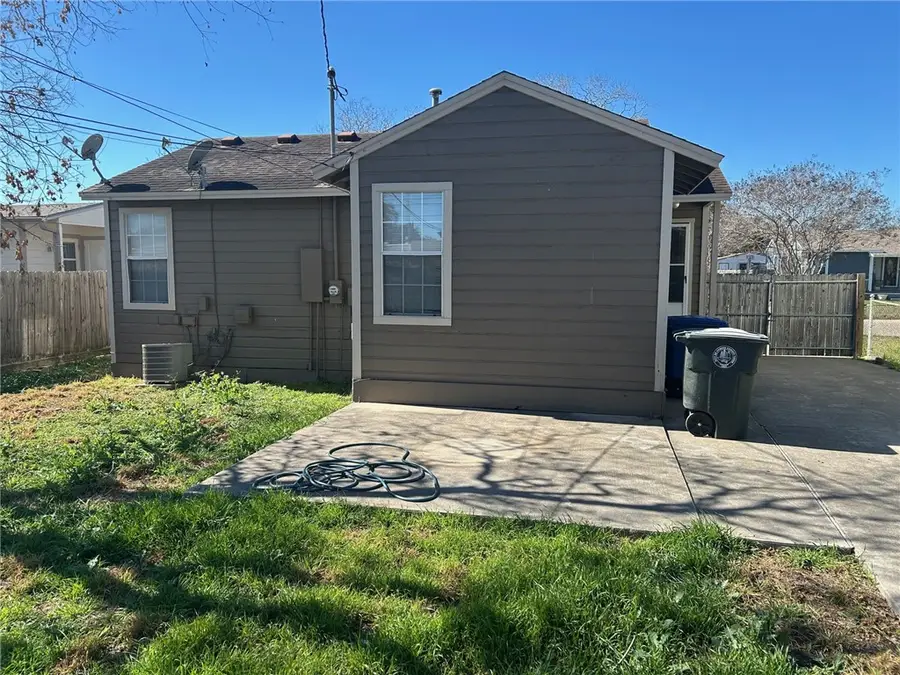 1546 Wynwood Street, Corpus Christi, TX 78415 - #3