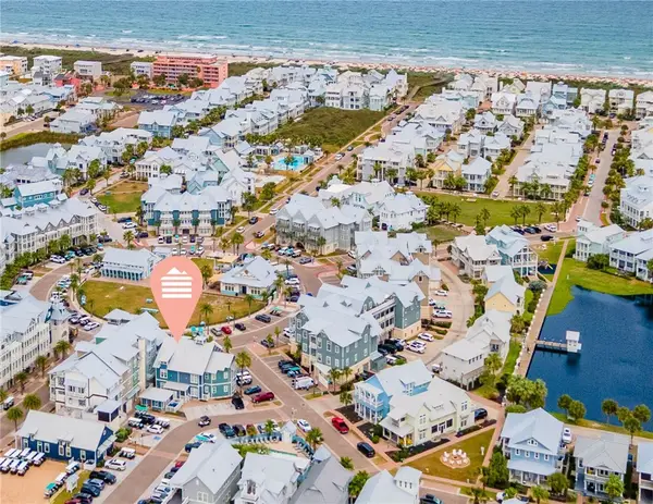 120 Social Circle #4-101, Port Aransas, TX 78373