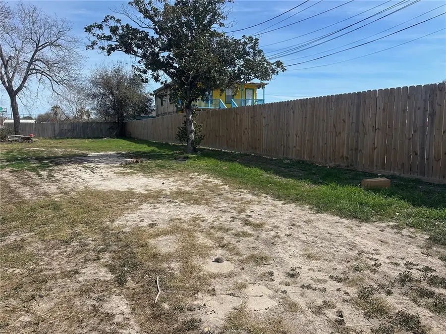 000 18th Street, Corpus Christi, TX 78405 - #3