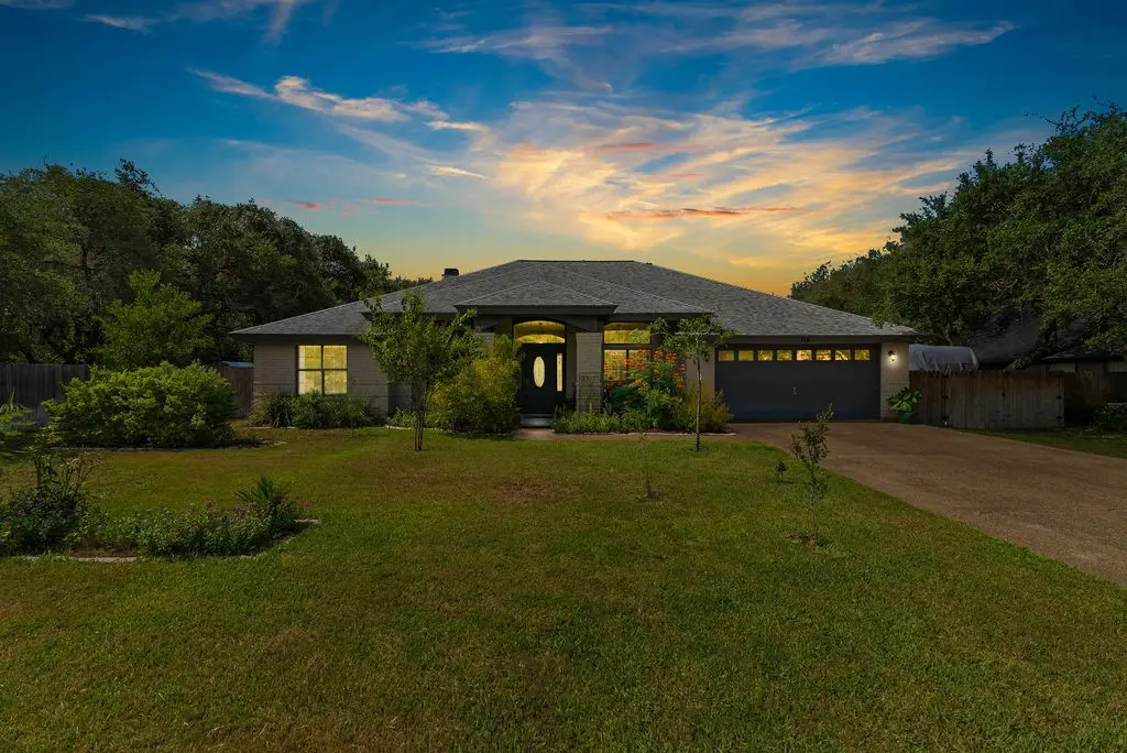 112 Poquito Drive, Rockport, TX 78382 - #1