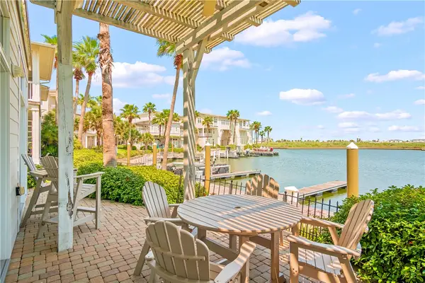3700 Island Moorings Parkway #20, Port Aransas, TX 78373