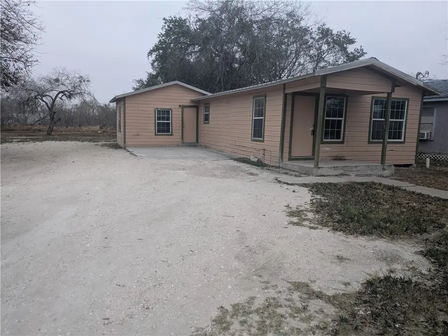 822 Olivo Street, Mathis, TX 78368 - #2