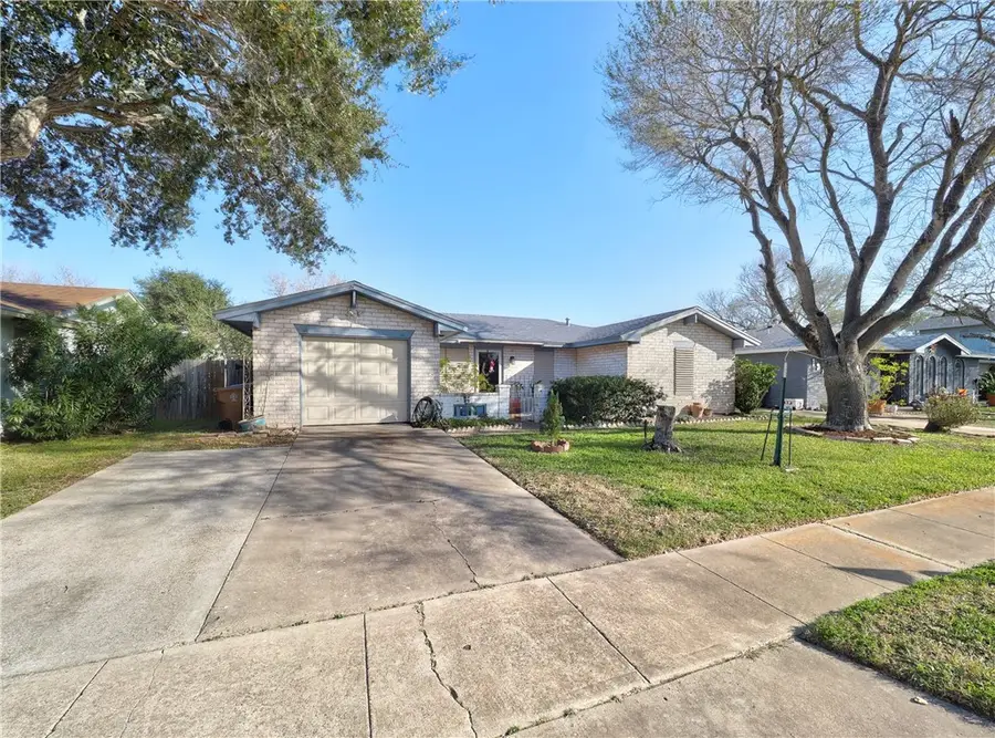 1906 Tara Drive, Corpus Christi, TX 78412 - #2