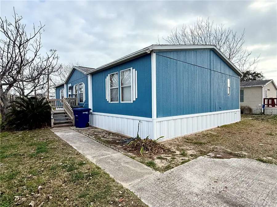 913 Grand View Street, Corpus Christi, TX 78418 - #2