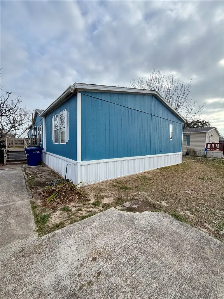 913 Grand View Street, Corpus Christi, TX 78418 - #3