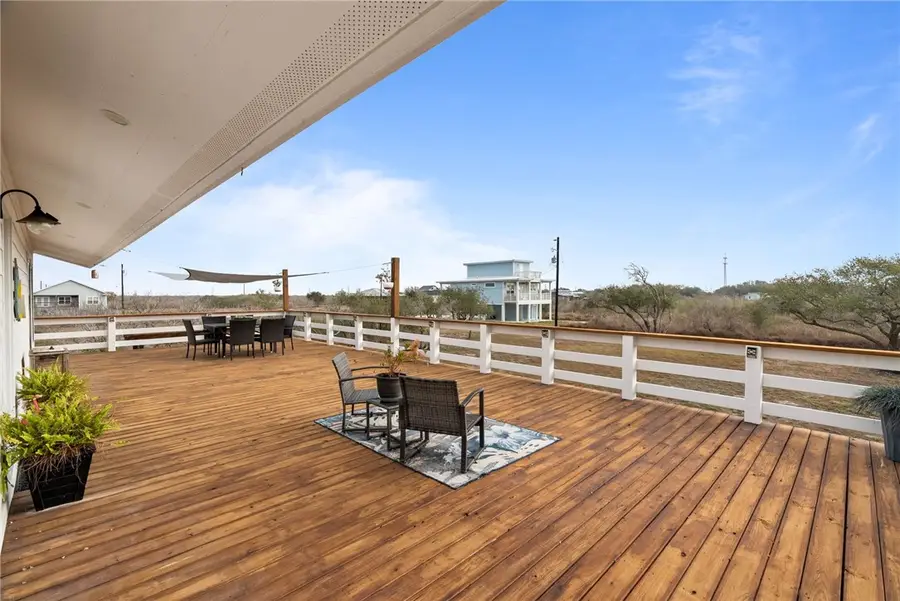 341-342 W Misty Oak, Rockport, TX 78382 - #3