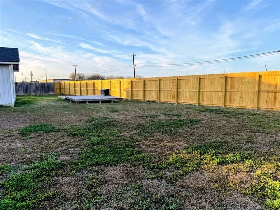 1938 El Monte Street, Corpus Christi, TX 78417 - #3