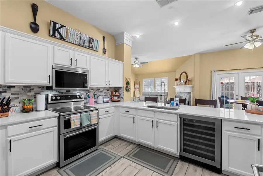 6721 Tudor Drive, Corpus Christi, TX 78414 - #3