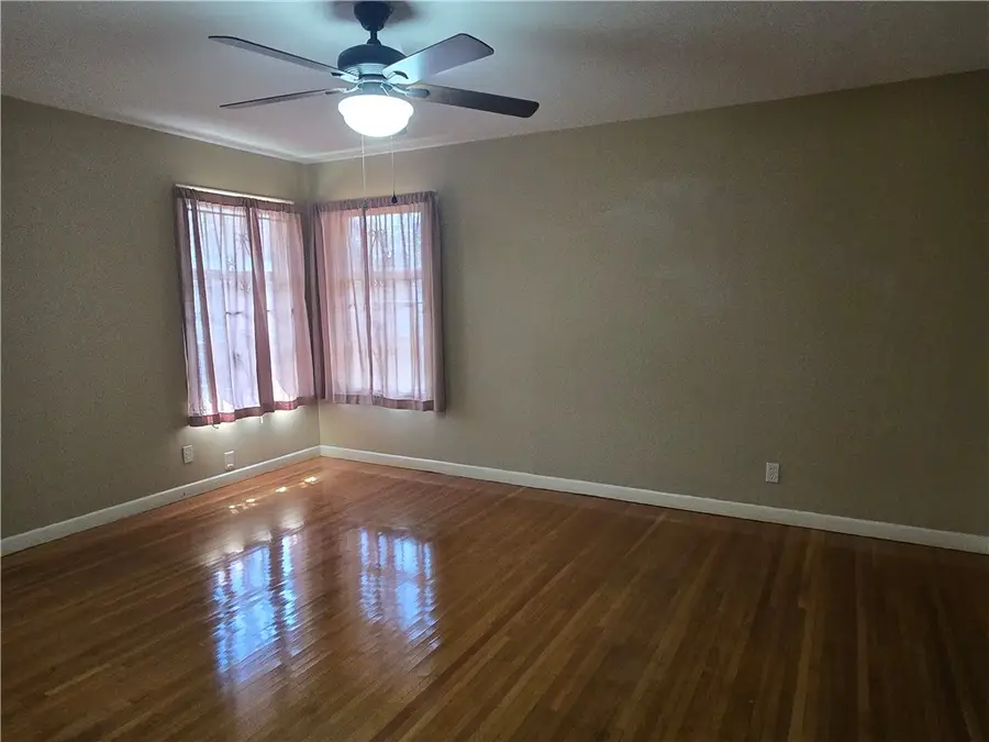 521 Chamberlain Street, Corpus Christi, TX 78404 - #2