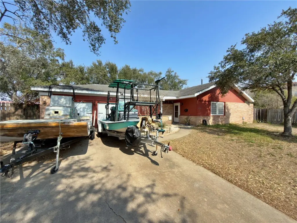 736 Santa Anita Drive, Kingsville, TX 78363 - #1
