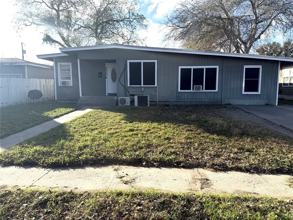 4609 Moravian Drive, Corpus Christi, TX 78415 - #1