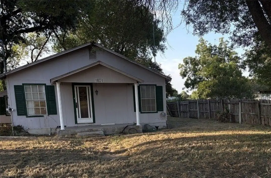 1801 E Highway 285, Falfurrias, TX 78355 - #1