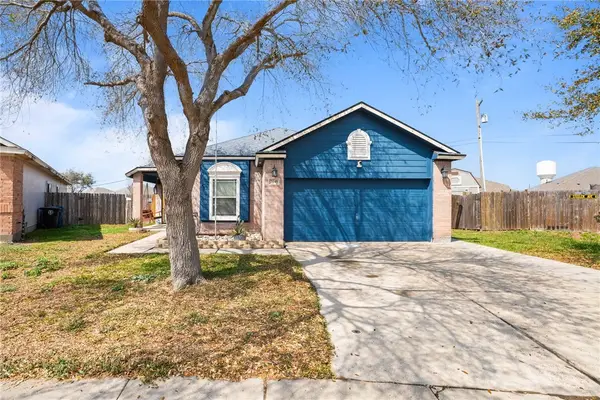 2045 Spanish Trail, Corpus Christi, TX 78410