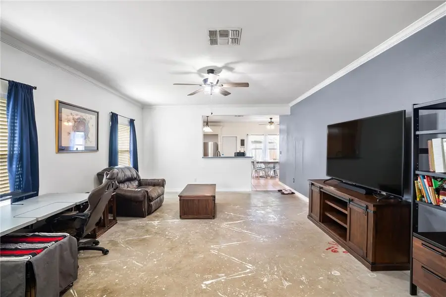 2045 Spanish Trail, Corpus Christi, TX 78410 - #2