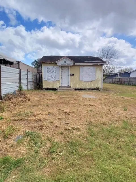 414 Van Cleve Drive, Corpus Christi, TX 78408