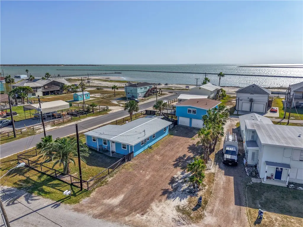 622 S Sandpiper, Ingleside, TX 78362 - #1