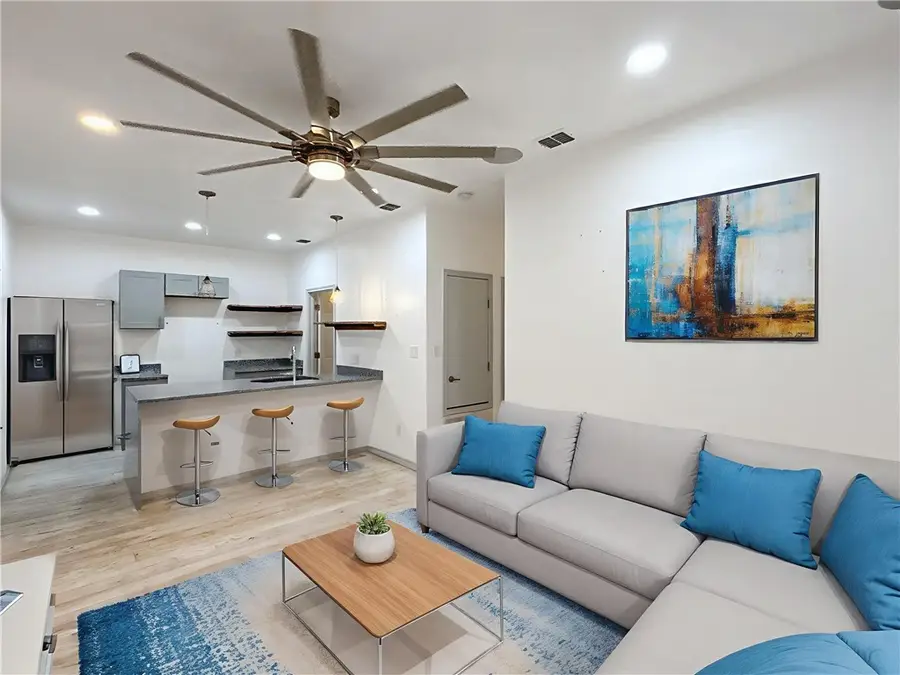 122 W Palm Beach Drive, Port Aransas, TX 78373 - #2