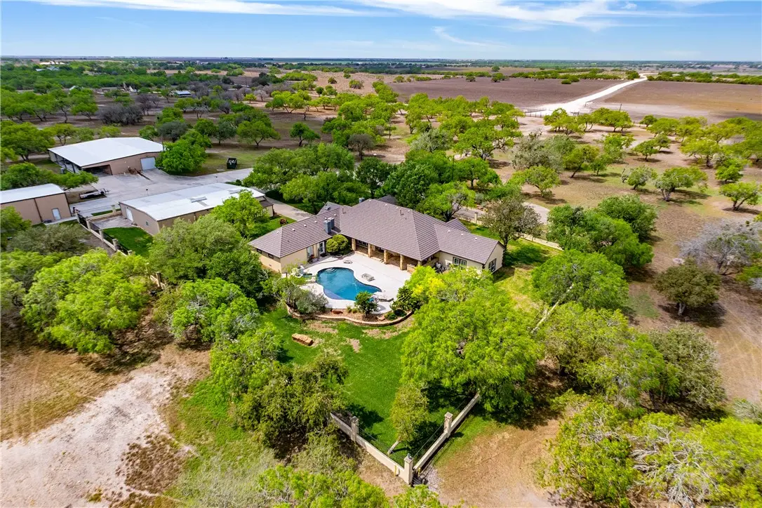 5548 County Road 81, Robstown, TX 78380 - #1