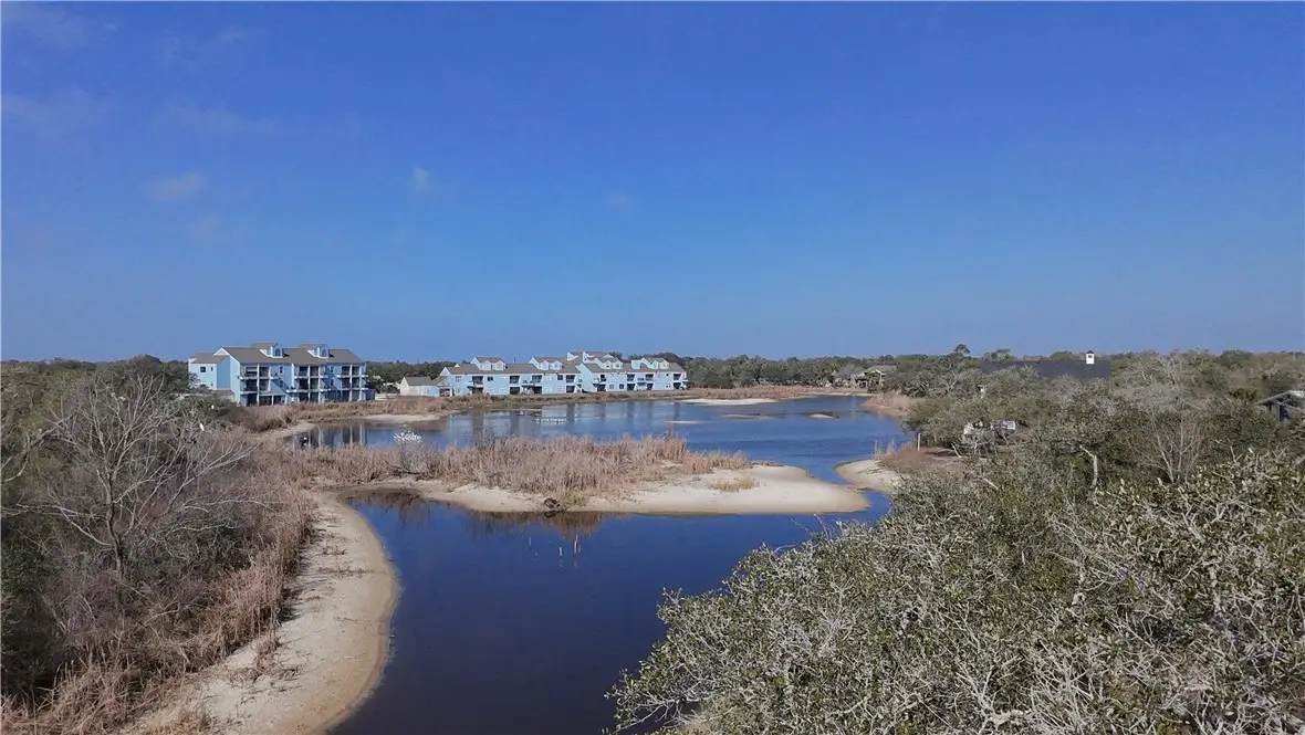 150 E Lake Drive, Rockport, TX 78382 - #1