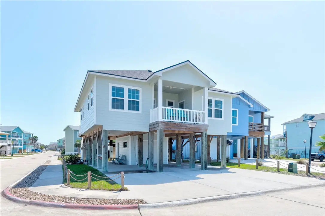 162 La Concha Boulevard, Port Aransas, TX 78373 - #1