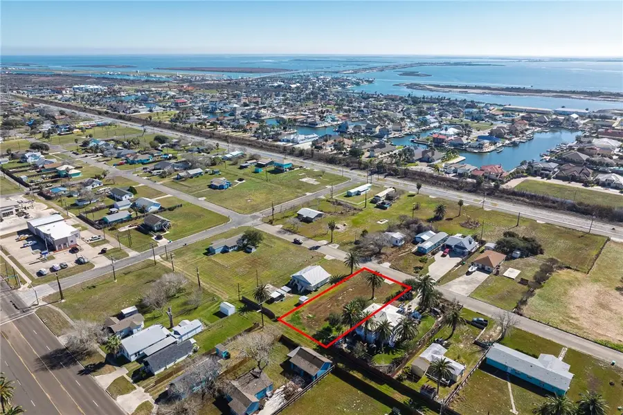 1144 S Arch Street, Aransas Pass, TX 78336 - #3