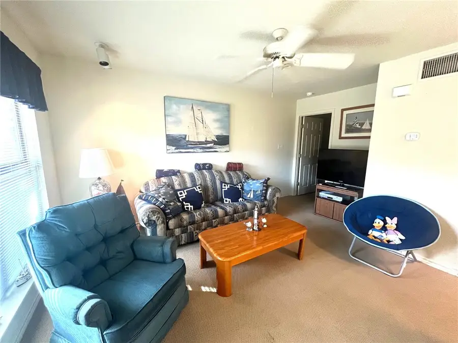 15209 Leeward Drive #B1, Corpus Christi, TX 78418 - #3