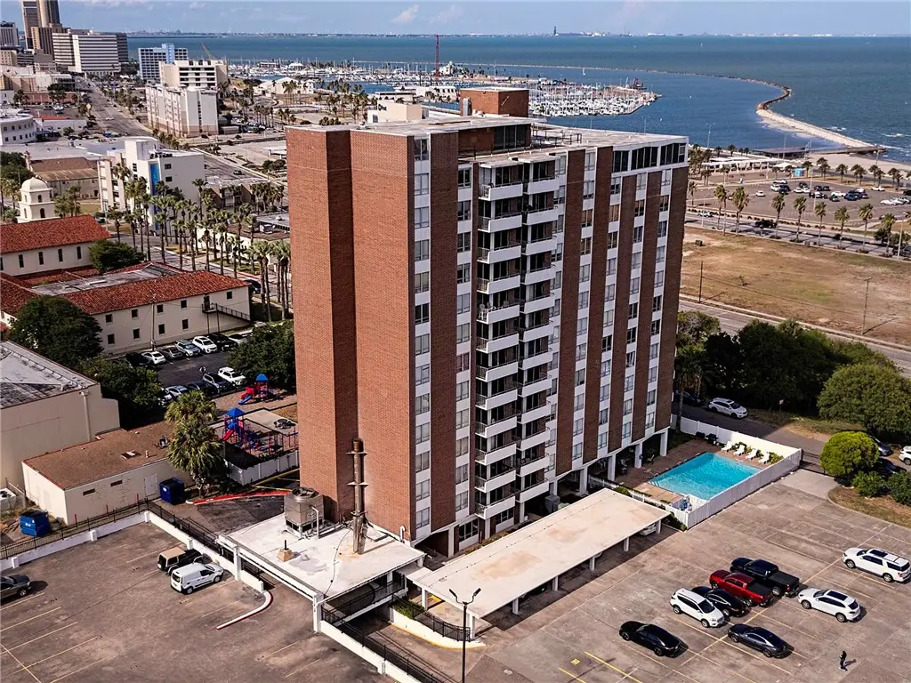 715 S Upper Broadway Street #205, Corpus Christi, TX 78401 - #1