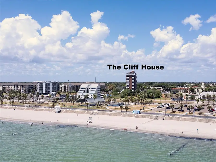 715 S Upper Broadway Street #205, Corpus Christi, TX 78401 - #2