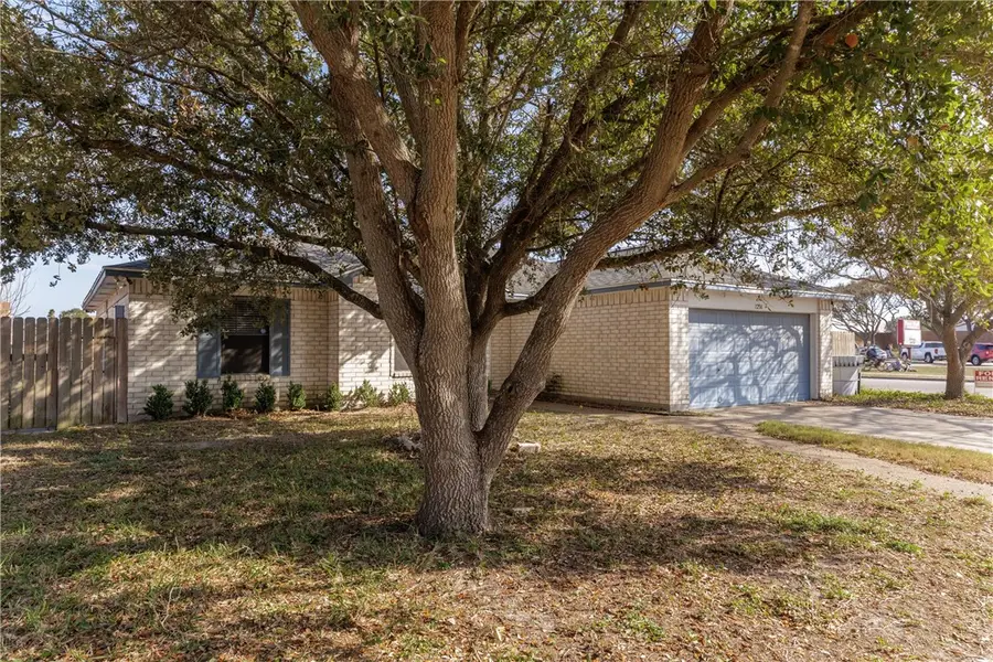 2256 Ivy Drive, Corpus Christi, TX 78418 - #2