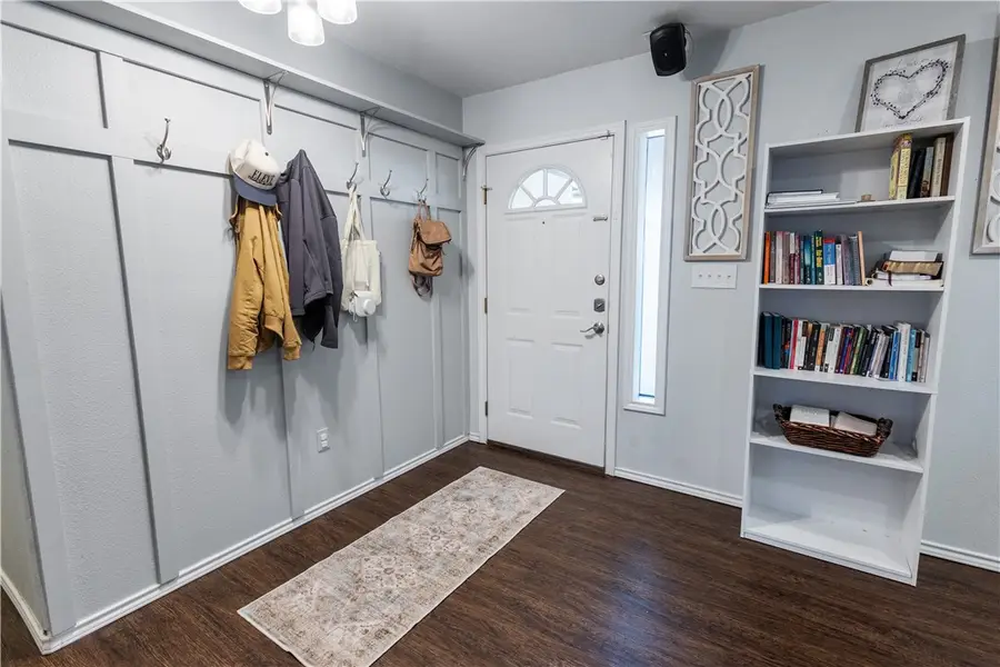 904 Lyndale Street, Kingsville, TX 78363 - #2