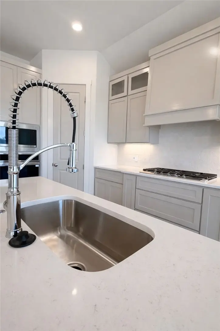 1722 Elm View Dr., Corpus Christi, TX 78418 - #3