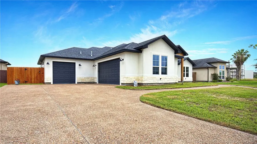 5426 Legends Drive, Corpus Christi, TX 78414 - #3
