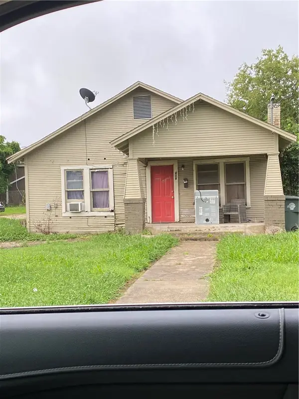 408 E 4th Street, Alice, TX 78332