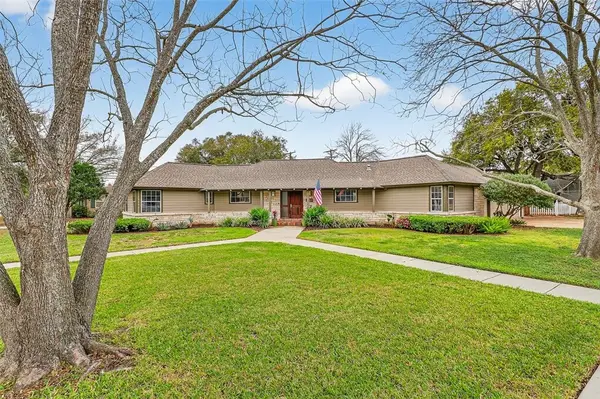 437 Delaine Drive, Corpus Christi, TX 78411