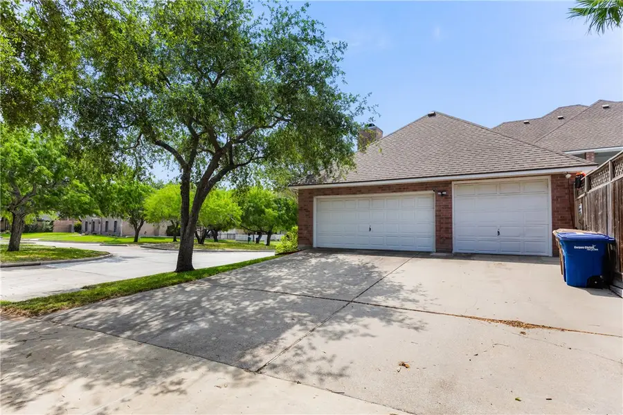 6910 Sir Galahad, Corpus Christi, TX 78413 - #3