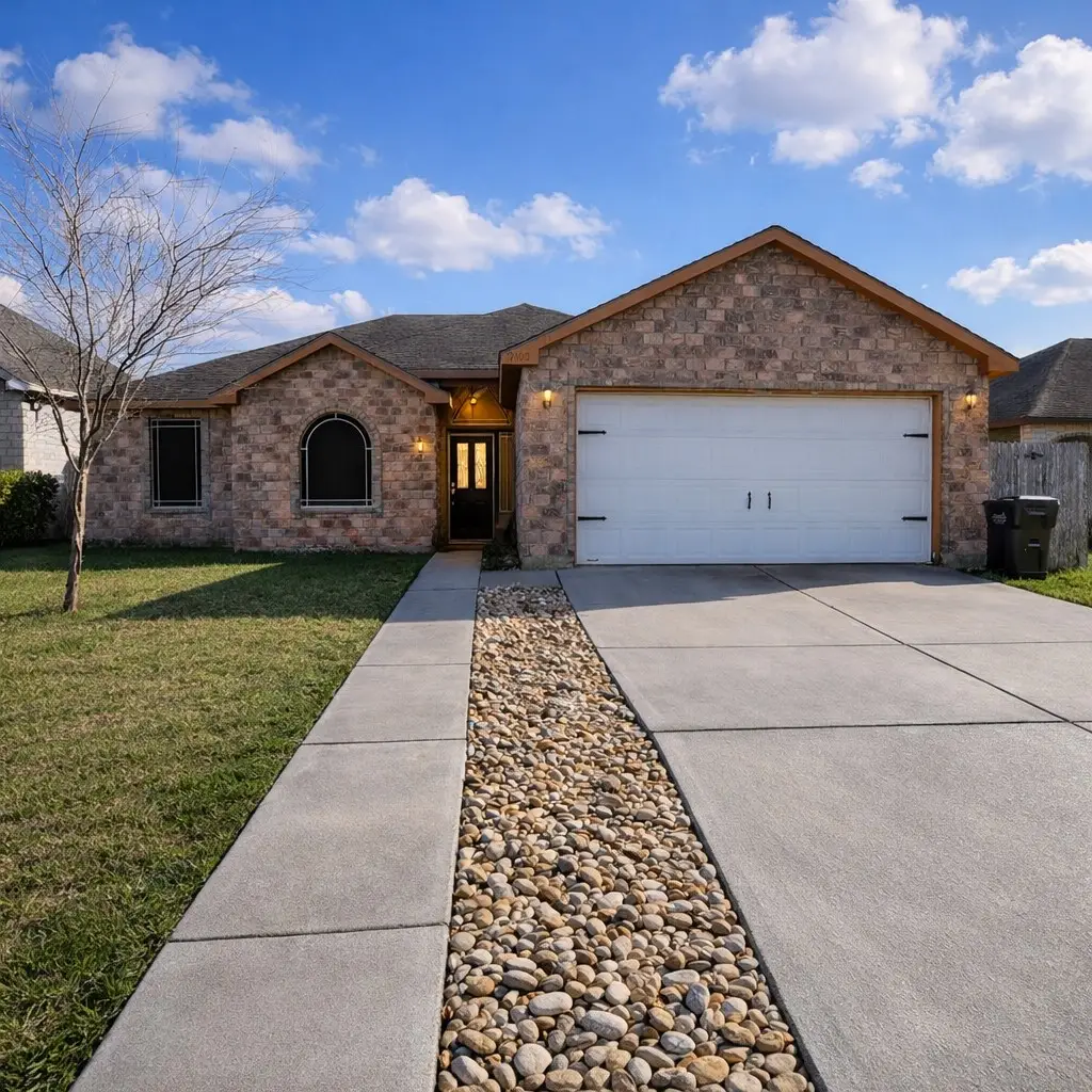 2103 Margaret Lane, Kingsville, TX 78363 - #1
