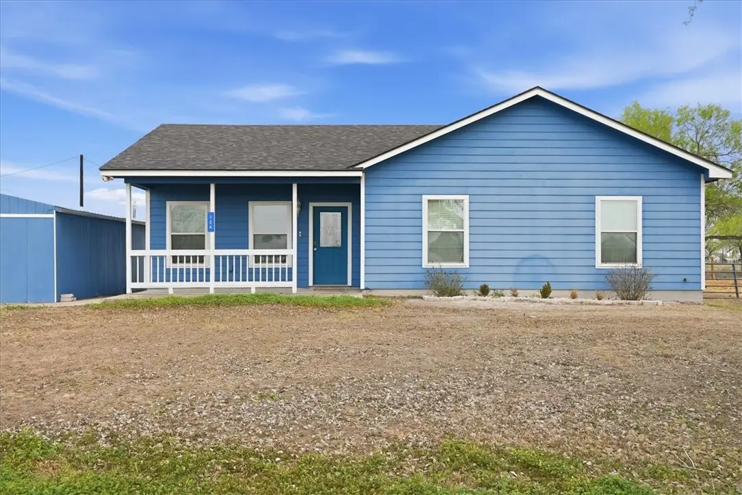 124 W Dragon Street, Driscoll, TX 78351 - #1