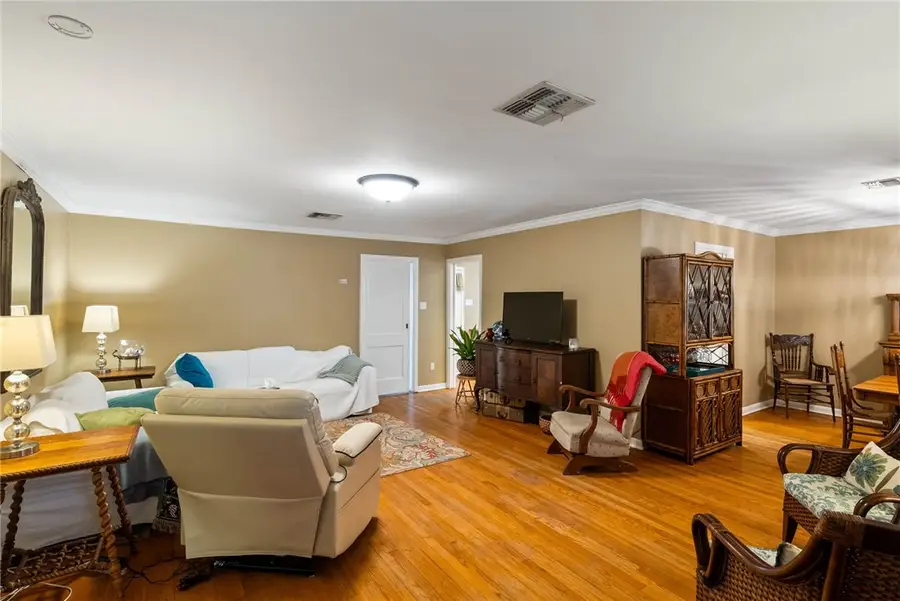 941 Grant Place, Corpus Christi, TX 78411 - #3