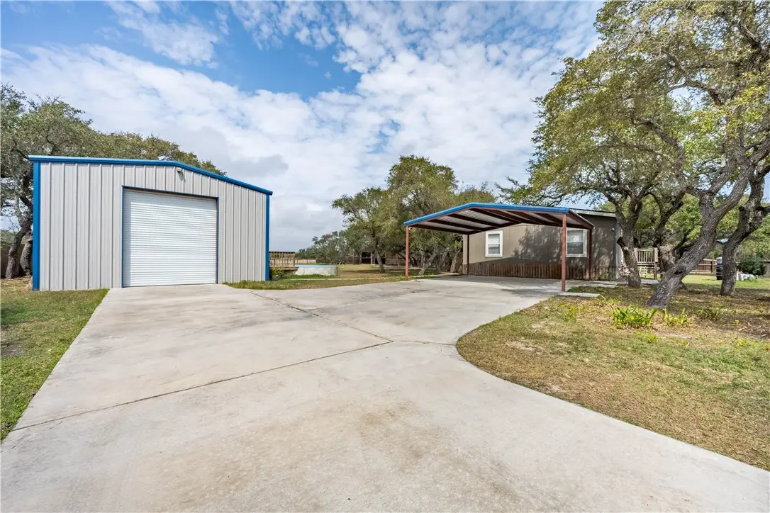1511 Monkey Rd, Rockport, TX 78382 - #1