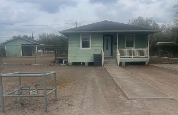 215 W 4th Street, Alice, TX 78332