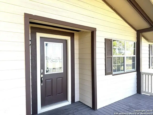 305 W Youst Street, Beeville, TX 78102 - #1