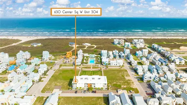 630 Center Square West #304, Port Aransas, TX 78373