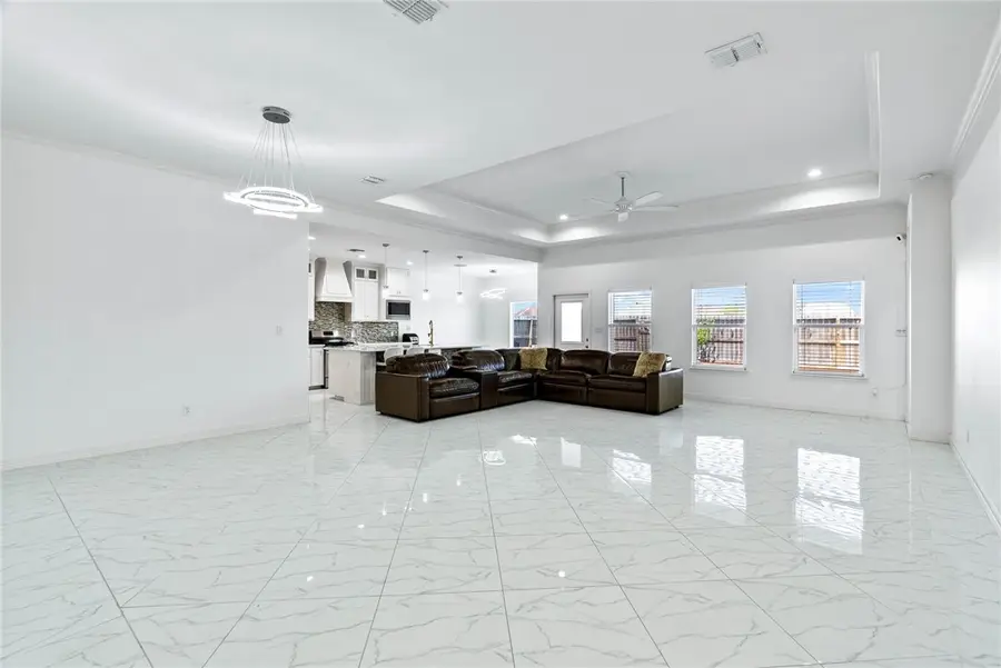 7222 Latitude Street, Corpus Christi, TX 78414 - #2